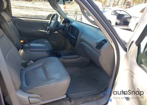 2003 Toyota Tundra Ltd V8 z USA, uszkodzony, nr VIN 5TBRT38183S338754